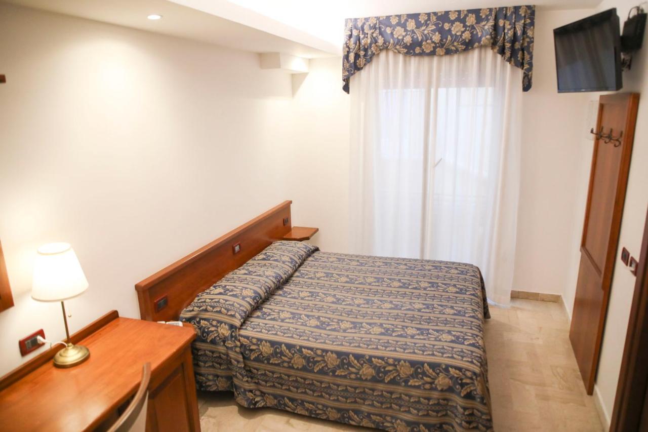 Hotel La Giara Cefalu Exterior photo