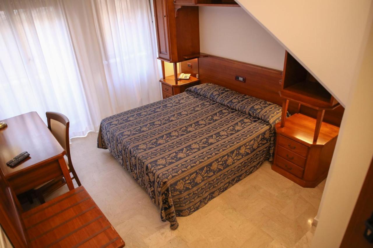 Hotel La Giara Cefalu Exterior photo