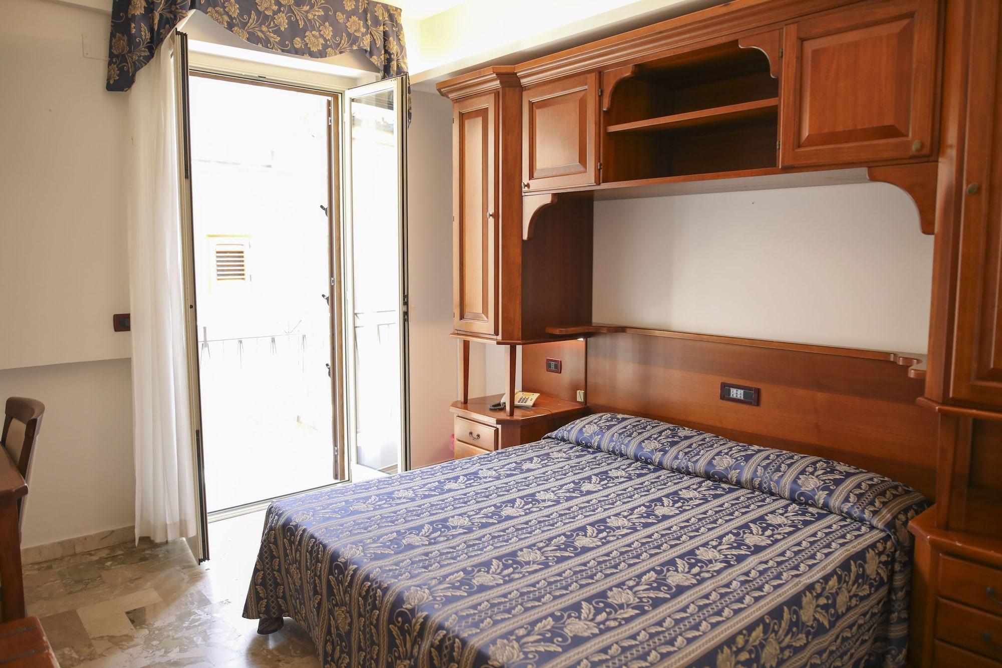Hotel La Giara Cefalu Exterior photo