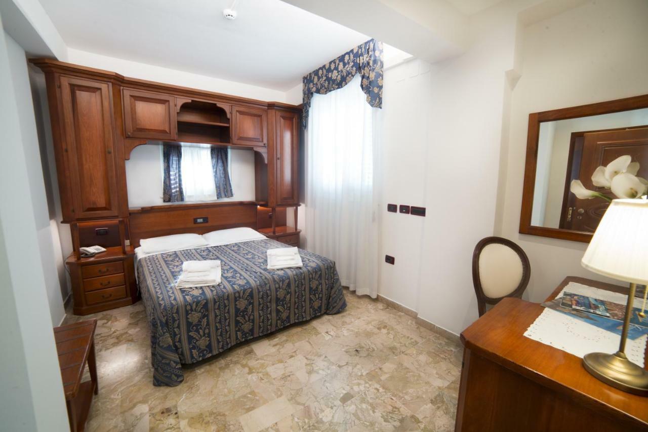 Hotel La Giara Cefalu Exterior photo